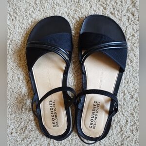 GROUNDIES Corfu Black Sandals Size US 7